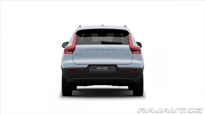 Volvo XC40 2,0 B3 Plus 2026