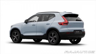 Volvo XC40 2,0 B3 Plus 2026