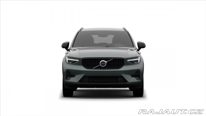 Volvo XC40 2,0 B4 Plus 2026