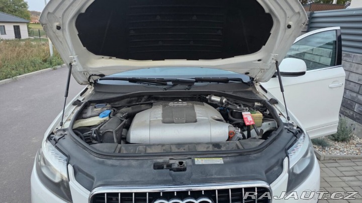 Audi Q7 3,0   TDI 176kW Quattro - 2010