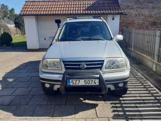 Suzuki Grand Vitara 2,5   V6 automat