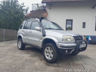 Suzuki Grand Vitara 2,5 V6 automat 2004