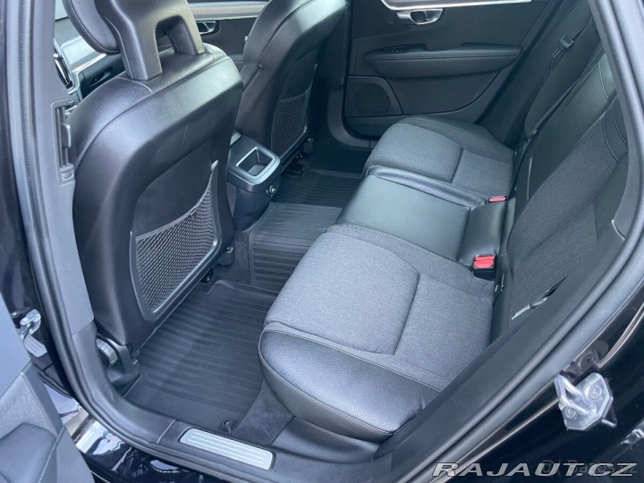 Volvo V90 2,0 145kw - automat 93 2028