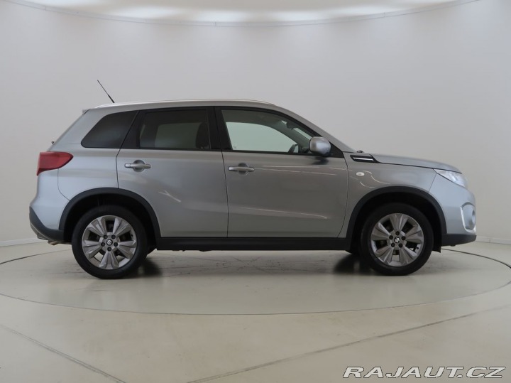 Suzuki Vitara 1.4i,BoosterJet,95KW,CZ 2020