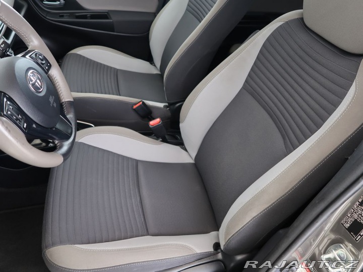 Toyota Yaris 1.5Hybrid,54KW,Selection, 2020