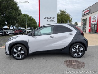 Toyota Aygo 1.5HEV Style Smart 1800