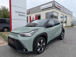 Toyota Aygo 1.5HEV Style Smart