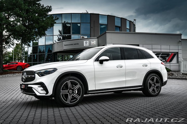 Mercedes-Benz GLC Digital light, 360 kamera 2023
