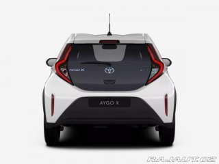 Toyota Aygo 1.5HEV Active 1800