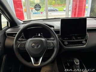 Toyota Corolla Cross Style 1,8 Hybrid + Zimní 1800