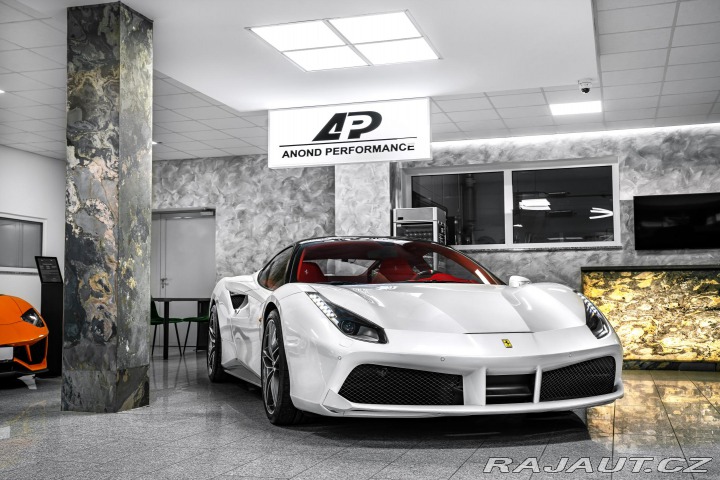 Ferrari 488 GTB LIFT/KAMERA/PPF/VÝFUK 2017
