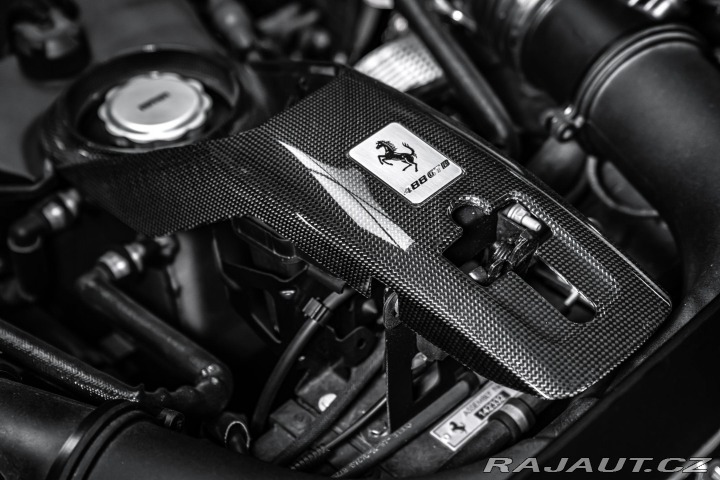 Ferrari 488 GTB LIFT/KAMERA/PPF/VÝFUK 2017