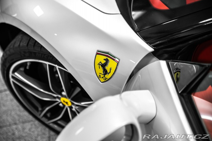 Ferrari 488 GTB LIFT/CAM/PPF/CARBON/E 2017