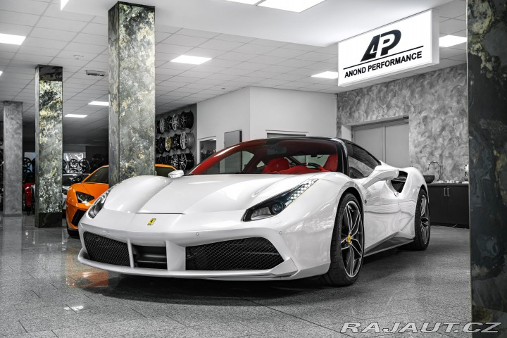 Ferrari 488 GTB LIFT/KAMERA/PPF/VÝFUK 2017
