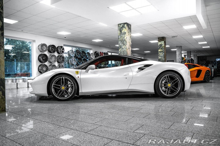 Ferrari 488 GTB LIFT/CAM/PPF/CARBON/E 2017