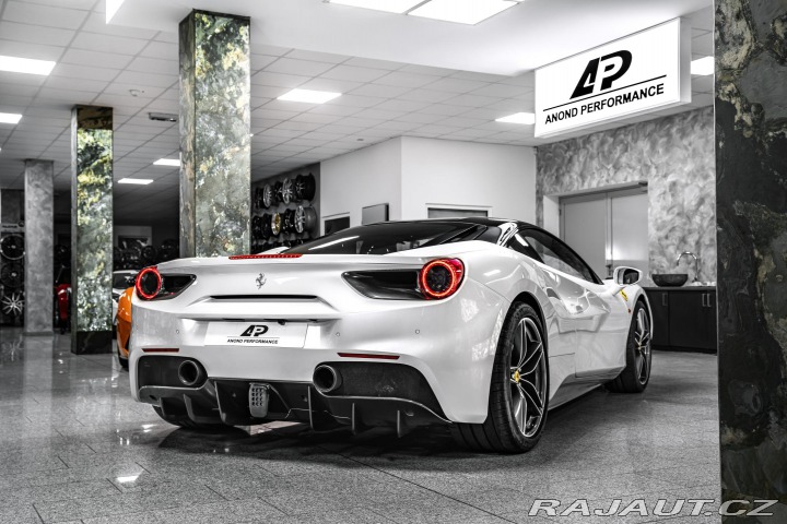 Ferrari 488 GTB LIFT/KAMERA/PPF/VÝFUK 2017