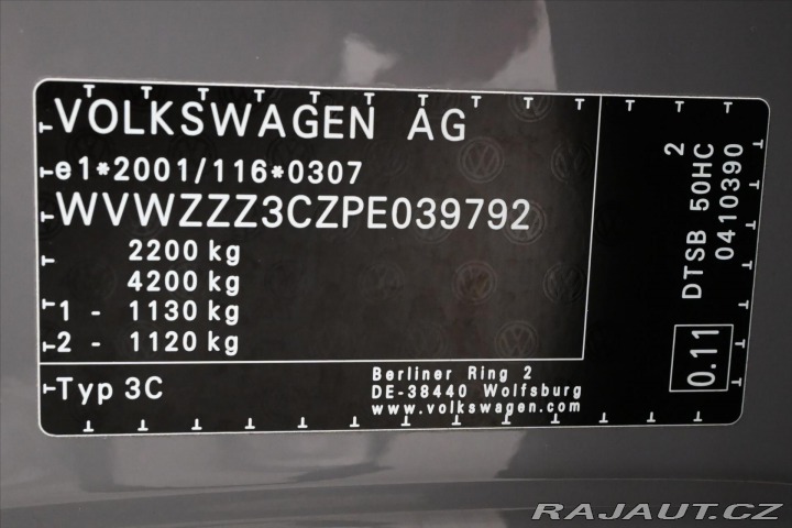 Volkswagen Passat 2,0 TDI 110 kW DSG ELEGAN 2023