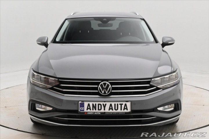 Volkswagen Passat 2,0 TDI 110 kW DSG ELEGAN 2023