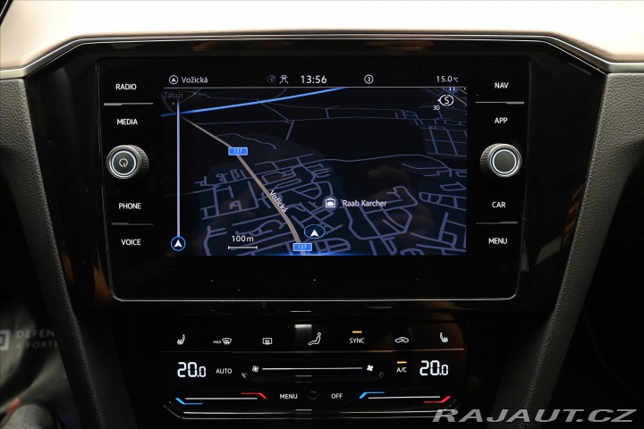 Volkswagen Passat 2,0 TDI 110 kW DSG ELEGAN 2023