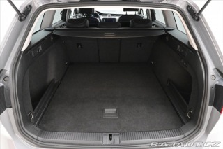 Volkswagen Passat 2,0 TDI 110 kW DSG ELEGAN 2023