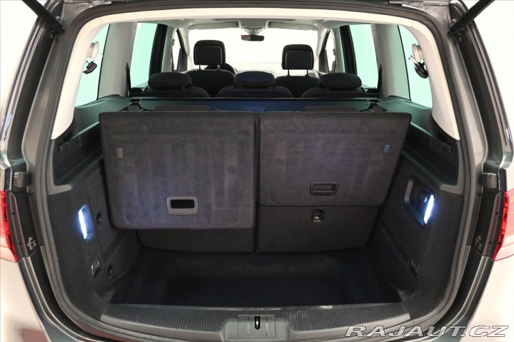 Volkswagen Sharan 2,0 TDI 110 kW DSG 7MÍST 2020