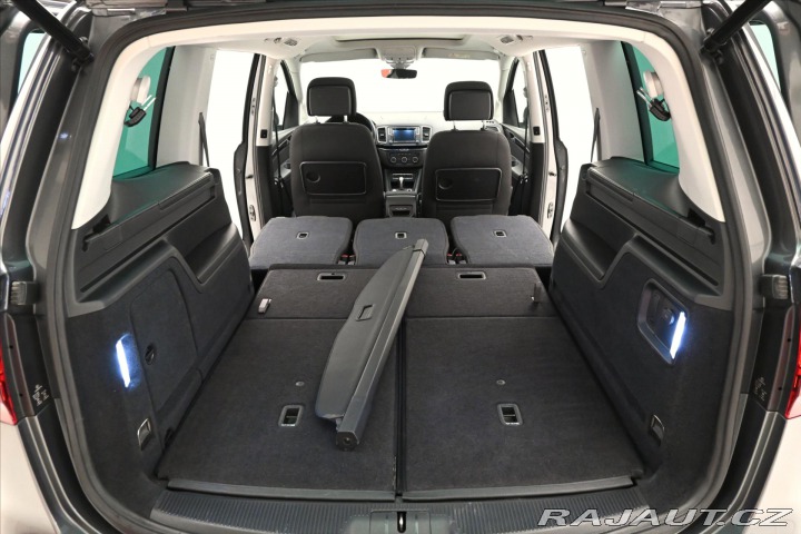 Volkswagen Sharan 2,0 TDI 110 kW DSG 7MÍST 2020