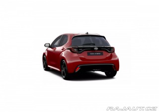Toyota Yaris 1.5 Hybrid (130 k) Execut 1800