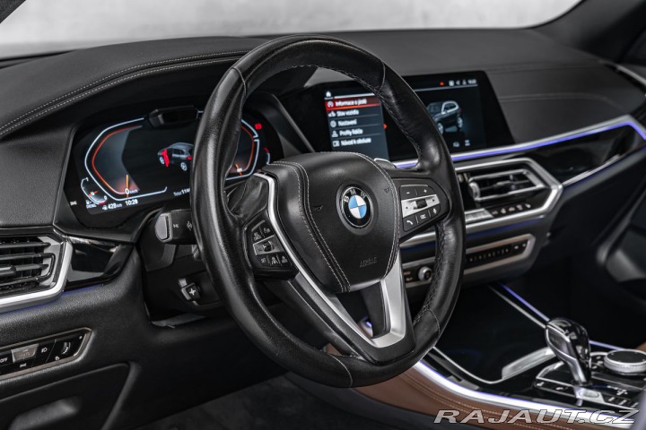 BMW X5 30d xDrive X-line, panora 2023