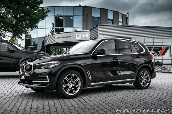 BMW X5 30d xDrive X-line, panora 2023