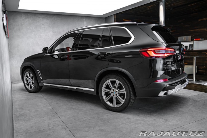 BMW X5 30d xDrive X-line, panora 2023