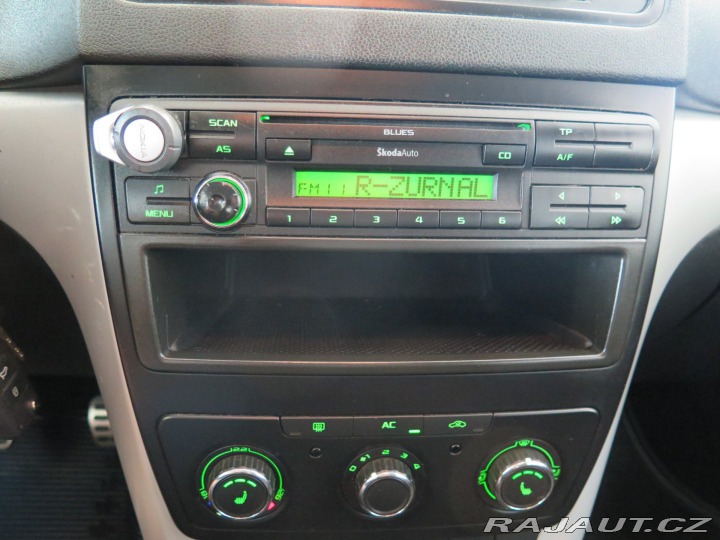 Škoda Yeti 2.0TDI,4x4,výhřev,tažné 2010