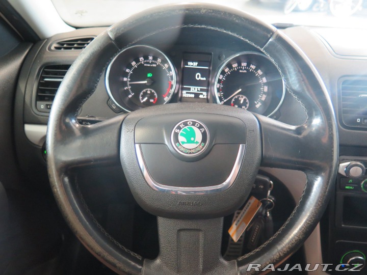 Škoda Yeti 2.0TDI,4x4,výhřev,tažné 2010