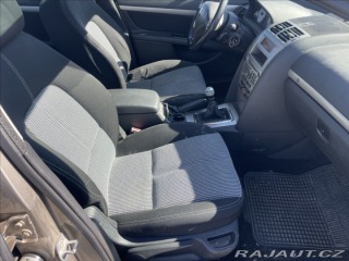 Peugeot 407 2,0 HDi 100kw SW Klima ES 2006