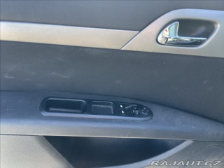 Peugeot 407 2,0 HDi 100kw SW Klima ES 2006