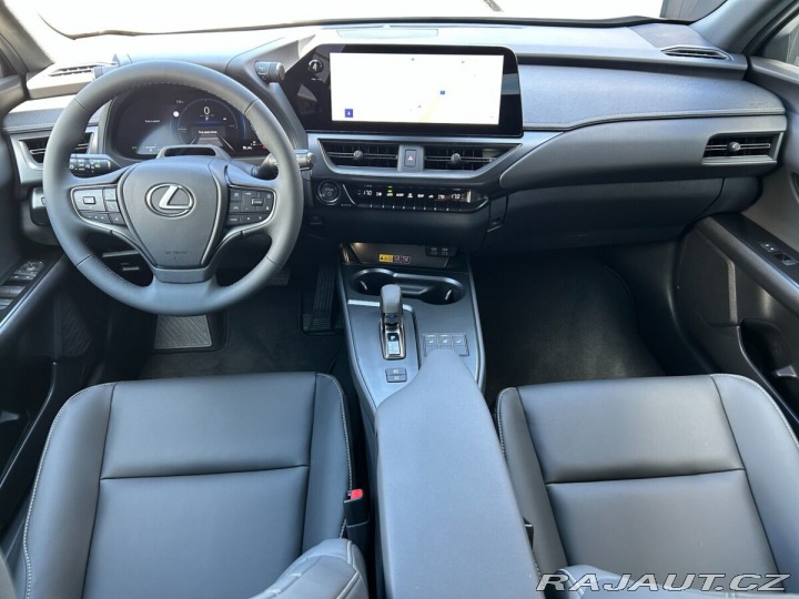 Lexus Ostatní modely UX 300h 300h 2.0L HEV F SPORT DES 1800