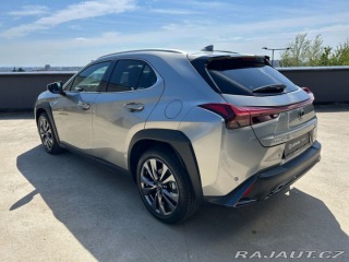 Lexus Ostatní modely UX 300h 300h 2.0L HEV F SPORT DES 1800