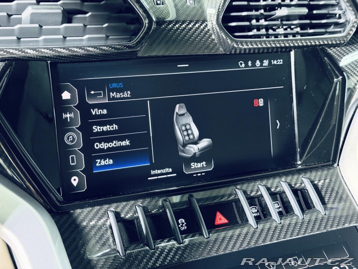 Lamborghini Urus S 23 MASAŽ HUD CARBON ZÁR 2024