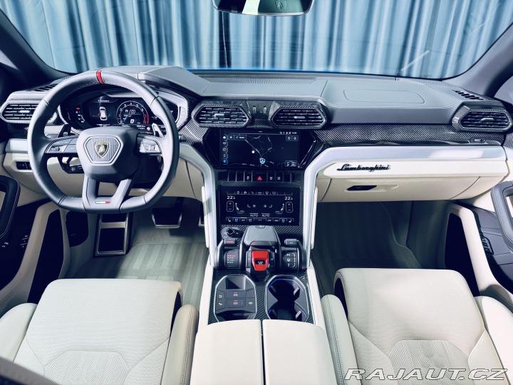 Lamborghini Urus S 23 MASAŽ HUD CARBON ZÁR 2024