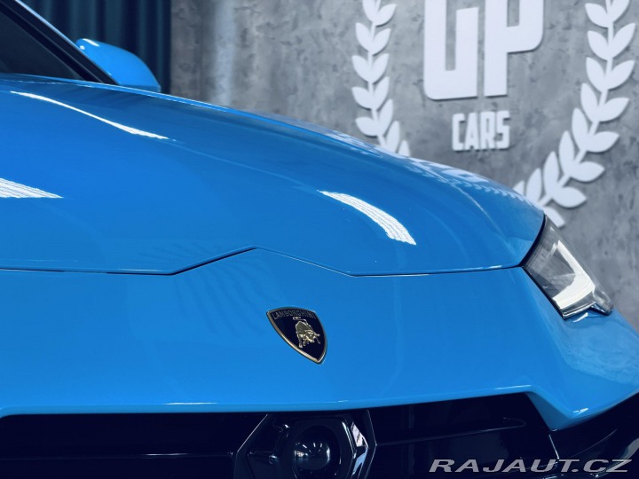 Lamborghini Urus S 23 MASAŽ HUD CARBON ZÁR 2024