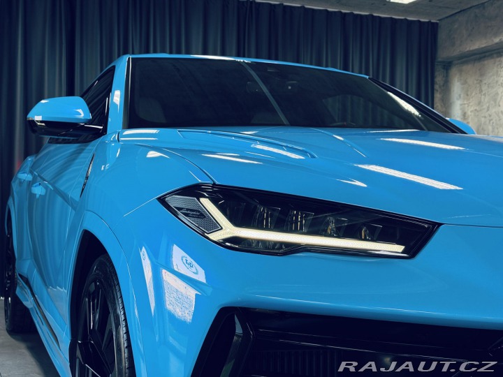 Lamborghini Urus S 23 MASAŽ HUD CARBON ZÁR 2024