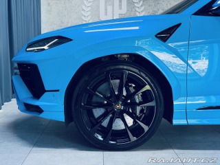 Lamborghini Urus S 23 MASAŽ HUD CARBON ZÁR 2024