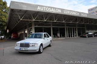 Mercedes-Benz 124 W124 320 E Sedan (1993) 1993