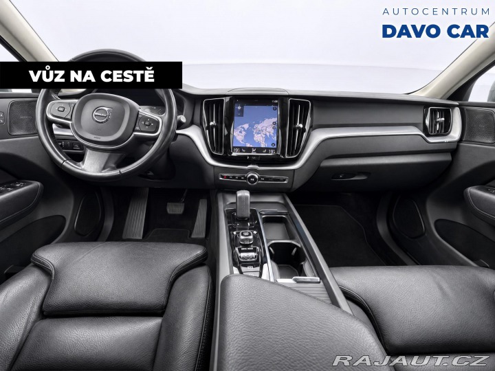 Volvo XC60 2,0 B5 173 kW AWD Momentu 2020