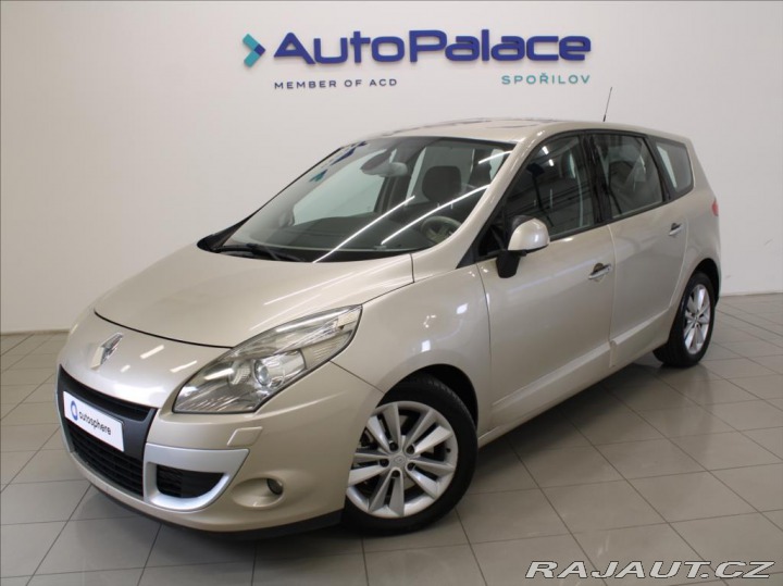 Renault Grand Scénic 2,0 dCi 110kW AT Privilag 2010