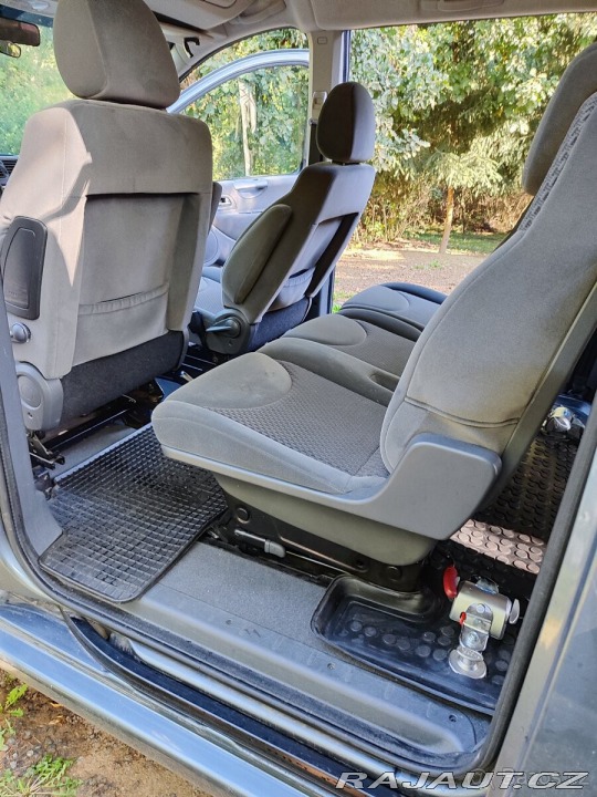 Peugeot Expert Tepee 2,0 HDI pro převoz ZTP 1800