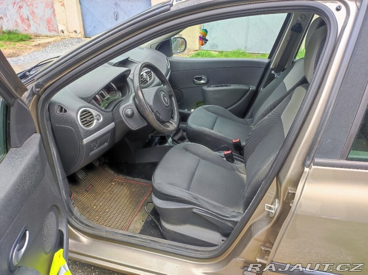 Renault Clio 1,2   Benzín, r.v. 2009 2009