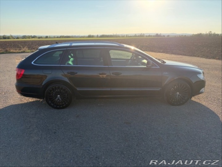 Škoda Octavia 3,6   V6 L&K DSG DPH 2012