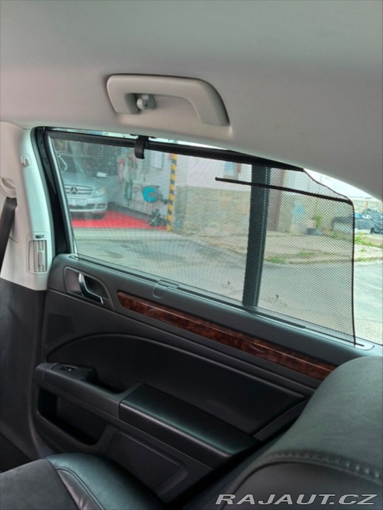 Škoda Superb 2,0   TDI 125 kW 4x4 DSG 2013