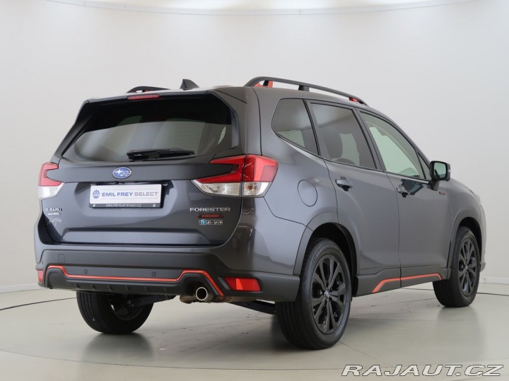Subaru Forester 2.0,e-Boxer,110KW,4x4,CZ 2024