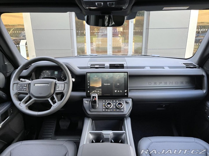 Land Rover Defender 3,0 110 X-Dynamic SE D2 2026
